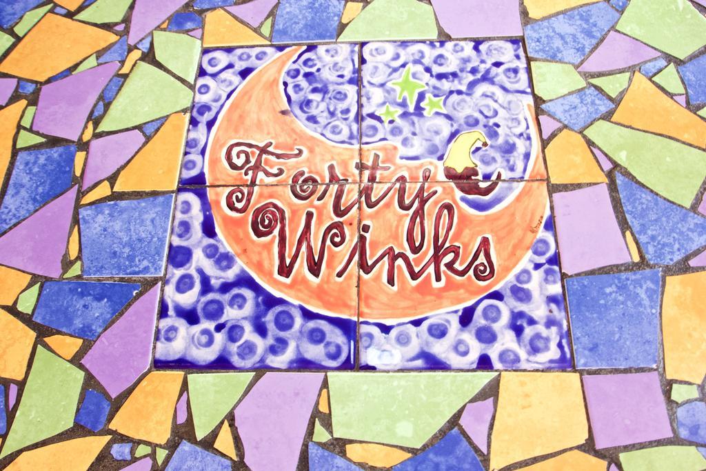 Forty Winks Inn Port of Spain Exterior foto